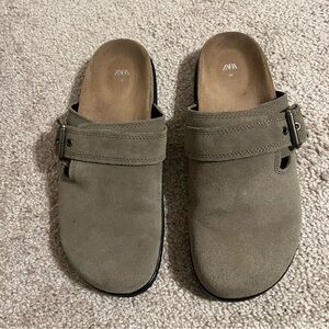 Zara Womens Suede Buckle Slip-On Clogs